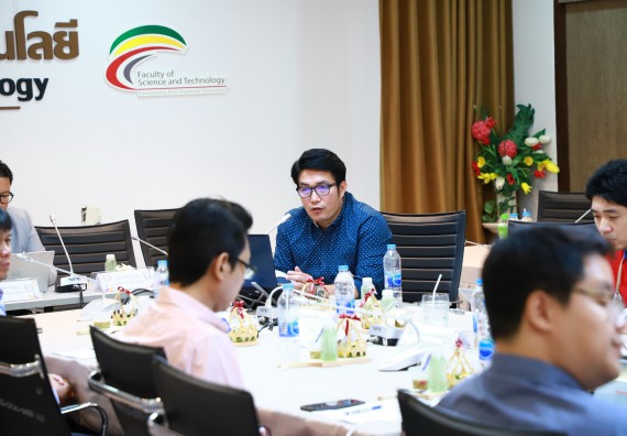ภาพกิจกรรม  คณะวิทยาศาสตร์และเทคโนโลยี เป็นเจ้าภาพจัดกิจกรรมประชุมทีมนักวิจัย ภายใต้โครงการพัฒนาศักยภาพเยาวชนด้านและการเขียนโค้ดเพื่อมุ่งสู่การเป็นนวัตกรด้านปัญญาประดิษฐ์