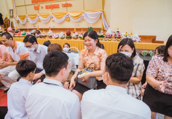 ภาพกิจกรรม  คณะวิทยาศาสตร์และเทคโนโลยี จัดกิจกรรมไหว้ครู คณะวิทยาศาสตร์และเทคโนโลยี ประจำปีการศึกษา 2566