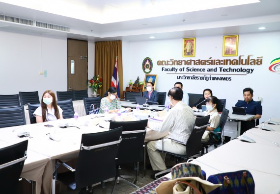 ภาพกิจกรรม  มหาวิทยาลัยราชภัฏกำแพงเพชร ตรวจสอบการดำเนินงานโครงการพัฒนาคุณภาพชีวิตและยกระดับรายได้ให้กับชุมชนฐานราก ประจำปีงบประมาณ 2565