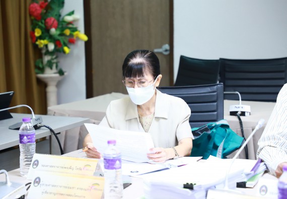 ภาพกิจกรรม  มหาวิทยาลัยราชภัฏกำแพงเพชร ตรวจสอบการดำเนินงานโครงการพัฒนาคุณภาพชีวิตและยกระดับรายได้ให้กับชุมชนฐานราก ประจำปีงบประมาณ 2565