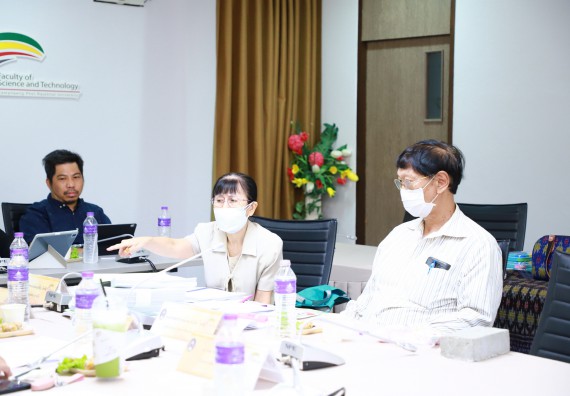 ภาพกิจกรรม  มหาวิทยาลัยราชภัฏกำแพงเพชร ตรวจสอบการดำเนินงานโครงการพัฒนาคุณภาพชีวิตและยกระดับรายได้ให้กับชุมชนฐานราก ประจำปีงบประมาณ 2565