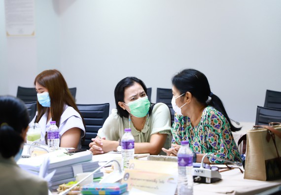 ภาพกิจกรรม  มหาวิทยาลัยราชภัฏกำแพงเพชร ตรวจสอบการดำเนินงานโครงการพัฒนาคุณภาพชีวิตและยกระดับรายได้ให้กับชุมชนฐานราก ประจำปีงบประมาณ 2565