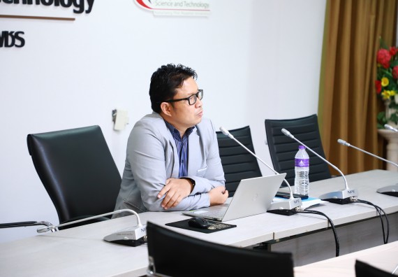 ภาพกิจกรรม  คณะวิทยาศาสตร์และเทคโนโลยี จัดกิจกรรมการปฐมนิเทศน์พนักงานมหาวิทยาลัยใหม่