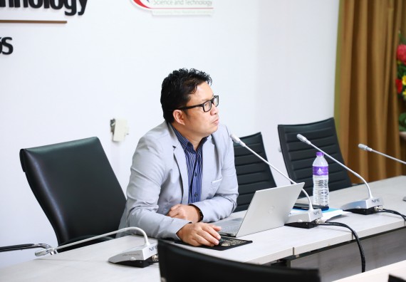 ภาพกิจกรรม  คณะวิทยาศาสตร์และเทคโนโลยี จัดกิจกรรมการปฐมนิเทศน์พนักงานมหาวิทยาลัยใหม่