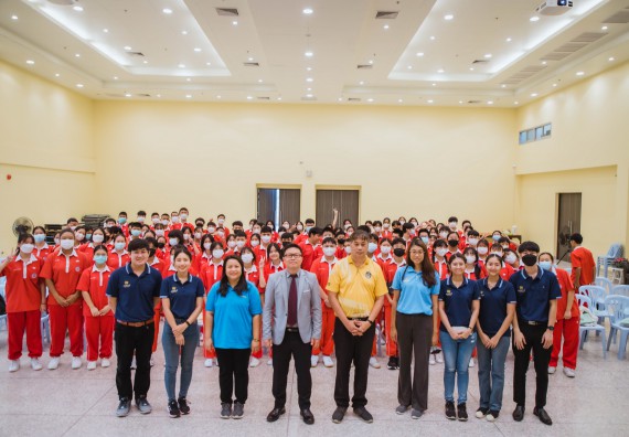 ภาพกิจกรรม   คณะวิทยาศาสตร์และเทคโนโลยี มหาวิทยาลัยราชภัฏกำแพงเพชร ร่วมกับโรงเรียนกำแพงเพชรพิทยาคม จัดโครงการค่ายวิทยาศาสตร์นักเรียนห้องเรียนพิเศษ