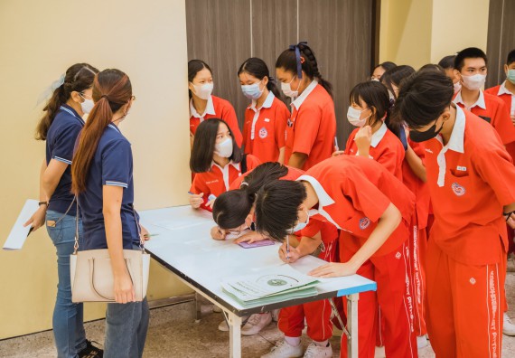 ภาพกิจกรรม   คณะวิทยาศาสตร์และเทคโนโลยี มหาวิทยาลัยราชภัฏกำแพงเพชร ร่วมกับโรงเรียนกำแพงเพชรพิทยาคม จัดโครงการค่ายวิทยาศาสตร์นักเรียนห้องเรียนพิเศษ