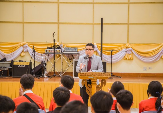 ภาพกิจกรรม   คณะวิทยาศาสตร์และเทคโนโลยี มหาวิทยาลัยราชภัฏกำแพงเพชร ร่วมกับโรงเรียนกำแพงเพชรพิทยาคม จัดโครงการค่ายวิทยาศาสตร์นักเรียนห้องเรียนพิเศษ