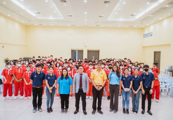 ภาพกิจกรรม   คณะวิทยาศาสตร์และเทคโนโลยี มหาวิทยาลัยราชภัฏกำแพงเพชร ร่วมกับโรงเรียนกำแพงเพชรพิทยาคม จัดโครงการค่ายวิทยาศาสตร์นักเรียนห้องเรียนพิเศษ