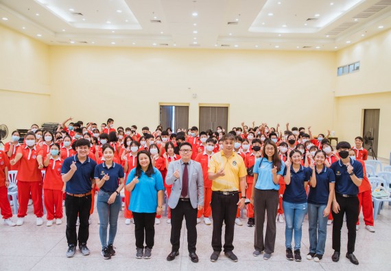 ภาพกิจกรรม   คณะวิทยาศาสตร์และเทคโนโลยี มหาวิทยาลัยราชภัฏกำแพงเพชร ร่วมกับโรงเรียนกำแพงเพชรพิทยาคม จัดโครงการค่ายวิทยาศาสตร์นักเรียนห้องเรียนพิเศษ