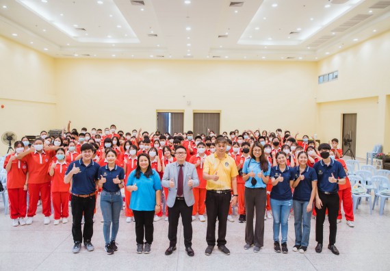 ภาพกิจกรรม   คณะวิทยาศาสตร์และเทคโนโลยี มหาวิทยาลัยราชภัฏกำแพงเพชร ร่วมกับโรงเรียนกำแพงเพชรพิทยาคม จัดโครงการค่ายวิทยาศาสตร์นักเรียนห้องเรียนพิเศษ