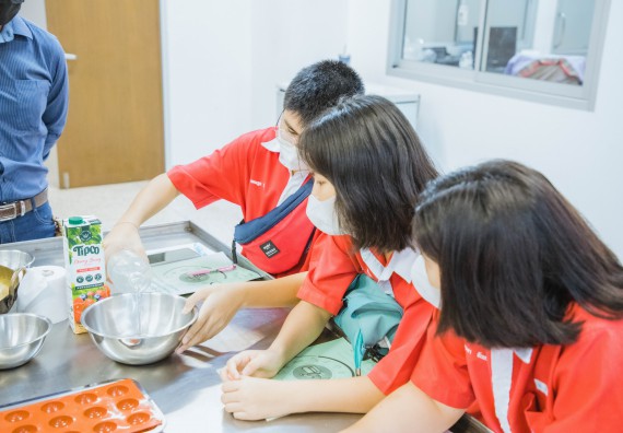 ภาพกิจกรรม   คณะวิทยาศาสตร์และเทคโนโลยี มหาวิทยาลัยราชภัฏกำแพงเพชร ร่วมกับโรงเรียนกำแพงเพชรพิทยาคม จัดโครงการค่ายวิทยาศาสตร์นักเรียนห้องเรียนพิเศษ