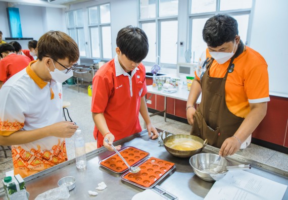 ภาพกิจกรรม   คณะวิทยาศาสตร์และเทคโนโลยี มหาวิทยาลัยราชภัฏกำแพงเพชร ร่วมกับโรงเรียนกำแพงเพชรพิทยาคม จัดโครงการค่ายวิทยาศาสตร์นักเรียนห้องเรียนพิเศษ