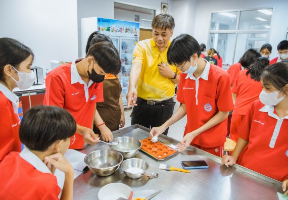 ภาพกิจกรรม   คณะวิทยาศาสตร์และเทคโนโลยี มหาวิทยาลัยราชภัฏกำแพงเพชร ร่วมกับโรงเรียนกำแพงเพชรพิทยาคม จัดโครงการค่ายวิทยาศาสตร์นักเรียนห้องเรียนพิเศษ