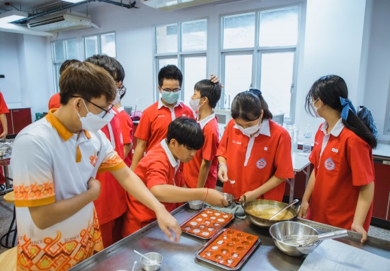 ภาพกิจกรรม   คณะวิทยาศาสตร์และเทคโนโลยี มหาวิทยาลัยราชภัฏกำแพงเพชร ร่วมกับโรงเรียนกำแพงเพชรพิทยาคม จัดโครงการค่ายวิทยาศาสตร์นักเรียนห้องเรียนพิเศษ