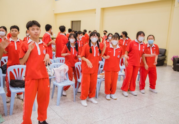 ภาพกิจกรรม   คณะวิทยาศาสตร์และเทคโนโลยี มหาวิทยาลัยราชภัฏกำแพงเพชร ร่วมกับโรงเรียนกำแพงเพชรพิทยาคม จัดโครงการค่ายวิทยาศาสตร์นักเรียนห้องเรียนพิเศษ