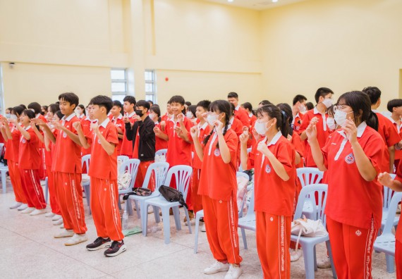 ภาพกิจกรรม   คณะวิทยาศาสตร์และเทคโนโลยี มหาวิทยาลัยราชภัฏกำแพงเพชร ร่วมกับโรงเรียนกำแพงเพชรพิทยาคม จัดโครงการค่ายวิทยาศาสตร์นักเรียนห้องเรียนพิเศษ