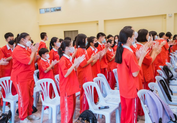 ภาพกิจกรรม   คณะวิทยาศาสตร์และเทคโนโลยี มหาวิทยาลัยราชภัฏกำแพงเพชร ร่วมกับโรงเรียนกำแพงเพชรพิทยาคม จัดโครงการค่ายวิทยาศาสตร์นักเรียนห้องเรียนพิเศษ