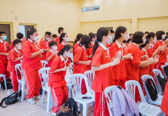 ภาพกิจกรรม   คณะวิทยาศาสตร์และเทคโนโลยี มหาวิทยาลัยราชภัฏกำแพงเพชร ร่วมกับโรงเรียนกำแพงเพชรพิทยาคม จัดโครงการค่ายวิทยาศาสตร์นักเรียนห้องเรียนพิเศษ