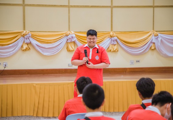 ภาพกิจกรรม   คณะวิทยาศาสตร์และเทคโนโลยี มหาวิทยาลัยราชภัฏกำแพงเพชร ร่วมกับโรงเรียนกำแพงเพชรพิทยาคม จัดโครงการค่ายวิทยาศาสตร์นักเรียนห้องเรียนพิเศษ