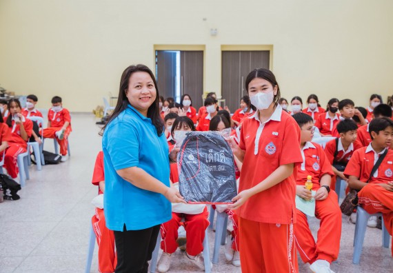 ภาพกิจกรรม   คณะวิทยาศาสตร์และเทคโนโลยี มหาวิทยาลัยราชภัฏกำแพงเพชร ร่วมกับโรงเรียนกำแพงเพชรพิทยาคม จัดโครงการค่ายวิทยาศาสตร์นักเรียนห้องเรียนพิเศษ