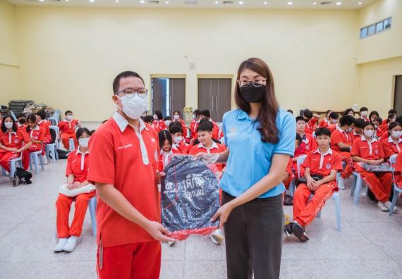 ภาพกิจกรรม   คณะวิทยาศาสตร์และเทคโนโลยี มหาวิทยาลัยราชภัฏกำแพงเพชร ร่วมกับโรงเรียนกำแพงเพชรพิทยาคม จัดโครงการค่ายวิทยาศาสตร์นักเรียนห้องเรียนพิเศษ