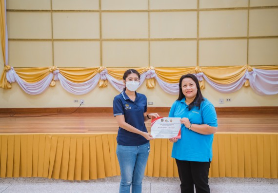 ภาพกิจกรรม   คณะวิทยาศาสตร์และเทคโนโลยี มหาวิทยาลัยราชภัฏกำแพงเพชร ร่วมกับโรงเรียนกำแพงเพชรพิทยาคม จัดโครงการค่ายวิทยาศาสตร์นักเรียนห้องเรียนพิเศษ