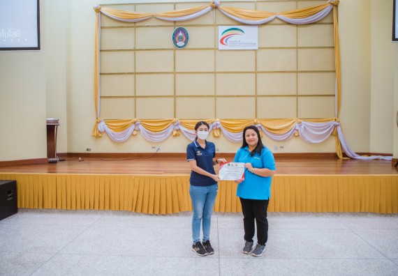 ภาพกิจกรรม   คณะวิทยาศาสตร์และเทคโนโลยี มหาวิทยาลัยราชภัฏกำแพงเพชร ร่วมกับโรงเรียนกำแพงเพชรพิทยาคม จัดโครงการค่ายวิทยาศาสตร์นักเรียนห้องเรียนพิเศษ