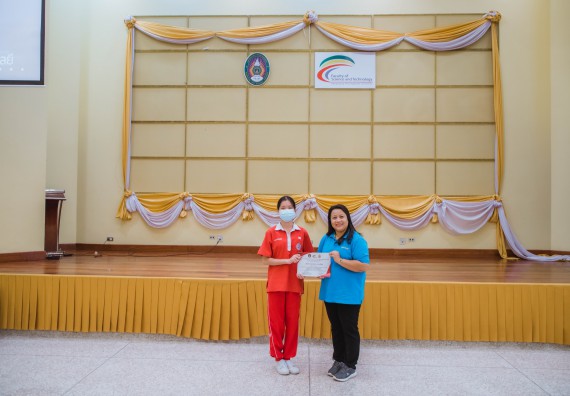 ภาพกิจกรรม   คณะวิทยาศาสตร์และเทคโนโลยี มหาวิทยาลัยราชภัฏกำแพงเพชร ร่วมกับโรงเรียนกำแพงเพชรพิทยาคม จัดโครงการค่ายวิทยาศาสตร์นักเรียนห้องเรียนพิเศษ