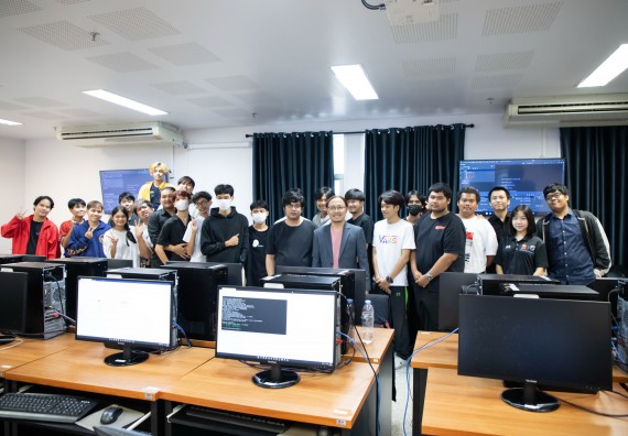 ภาพกิจกรรม   โปรแกรมวิชาวิทยาการคอมพิวเตอร์และเทคโนโลยีสารสนเทศ จัดกิจกรรมเสริมสมรรถนะการเรียนรู้ทักษะด้านวิชาการและวิชาชีพระดับชั้นปี