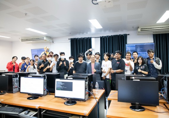 ภาพกิจกรรม   โปรแกรมวิชาวิทยาการคอมพิวเตอร์และเทคโนโลยีสารสนเทศ จัดกิจกรรมเสริมสมรรถนะการเรียนรู้ทักษะด้านวิชาการและวิชาชีพระดับชั้นปี