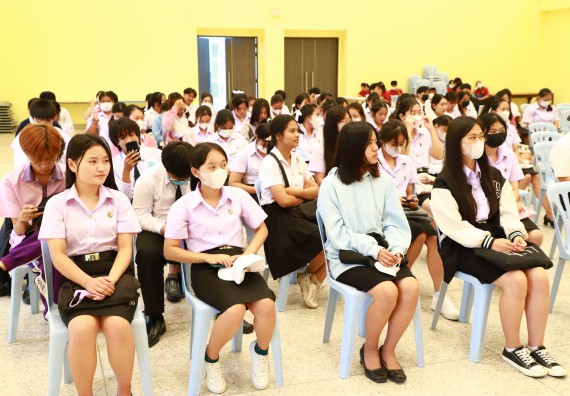 ภาพกิจกรรม  โปรแกรมวิชาวิทยาศาสตร์สิ่งแวดล้อม จัดโครงการอบรมเชิงปฏิบัติการความรู้ความเข้าใจเกี่ยวกับพลังงานไฟฟ้า