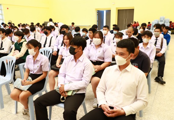 ภาพกิจกรรม  โปรแกรมวิชาวิทยาศาสตร์สิ่งแวดล้อม จัดโครงการอบรมเชิงปฏิบัติการความรู้ความเข้าใจเกี่ยวกับพลังงานไฟฟ้า