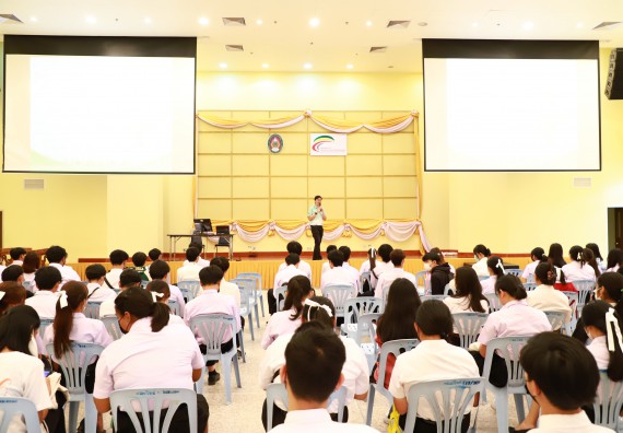 ภาพกิจกรรม  โปรแกรมวิชาวิทยาศาสตร์สิ่งแวดล้อม จัดโครงการอบรมเชิงปฏิบัติการความรู้ความเข้าใจเกี่ยวกับพลังงานไฟฟ้า