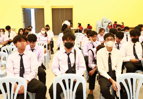 ภาพกิจกรรม  โปรแกรมวิชาวิทยาศาสตร์สิ่งแวดล้อม จัดโครงการอบรมเชิงปฏิบัติการความรู้ความเข้าใจเกี่ยวกับพลังงานไฟฟ้า