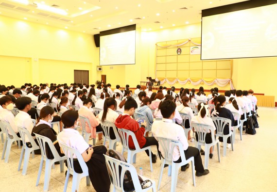 ภาพกิจกรรม  โปรแกรมวิชาวิทยาศาสตร์สิ่งแวดล้อม จัดโครงการอบรมเชิงปฏิบัติการความรู้ความเข้าใจเกี่ยวกับพลังงานไฟฟ้า