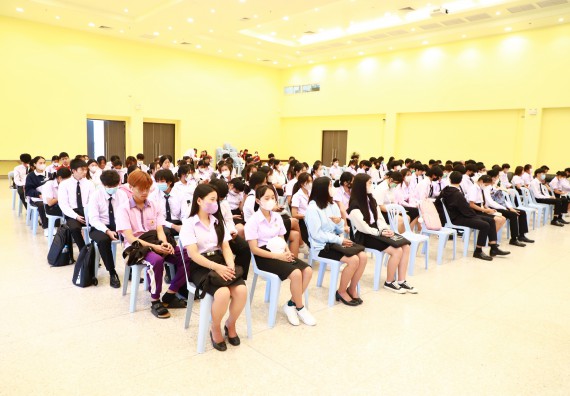 ภาพกิจกรรม  โปรแกรมวิชาวิทยาศาสตร์สิ่งแวดล้อม จัดโครงการอบรมเชิงปฏิบัติการความรู้ความเข้าใจเกี่ยวกับพลังงานไฟฟ้า