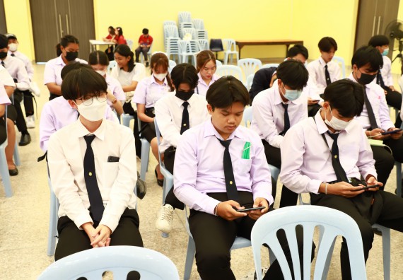 ภาพกิจกรรม  โปรแกรมวิชาวิทยาศาสตร์สิ่งแวดล้อม จัดโครงการอบรมเชิงปฏิบัติการความรู้ความเข้าใจเกี่ยวกับพลังงานไฟฟ้า