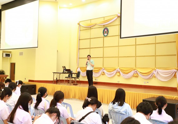 ภาพกิจกรรม  โปรแกรมวิชาวิทยาศาสตร์สิ่งแวดล้อม จัดโครงการอบรมเชิงปฏิบัติการความรู้ความเข้าใจเกี่ยวกับพลังงานไฟฟ้า