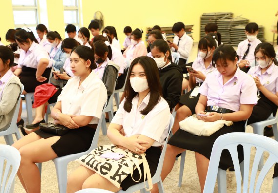 ภาพกิจกรรม  โปรแกรมวิชาวิทยาศาสตร์สิ่งแวดล้อม จัดโครงการอบรมเชิงปฏิบัติการความรู้ความเข้าใจเกี่ยวกับพลังงานไฟฟ้า