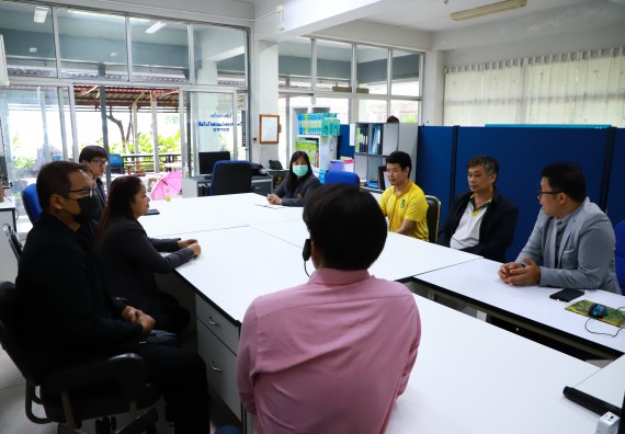 ภาพกิจกรรม  ศูนย์ส่งเสริมและตรวจสอบการผลิตตามมาตรฐานความปลอดภัยทางอาหาร คณะวิทยาศาสตร์และเทคโนโลยี  ต้อนรับการเข้าศึกษาดูงานจาก คณะทำงานของศูนย์วิทยาศาสตร์  มหาวิทยาลัยราชภัฏพิบูลสงคราม 