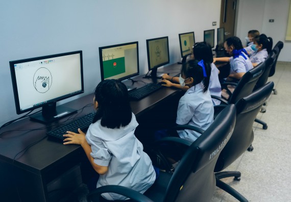 ภาพกิจกรรม   คณะวิทยาศาสตร์และเทคโนโลยี จัดการแข่งขันวาดภาพด้วยโปรแกรม Paint ระดับประถมศึกษาตอนต้น ประถมศึกษาตอนปลาย งานสัปดาห์วิทยาศาสตร์แห่งชาติ ส่วนภูมิภาค ประจำปี 2566