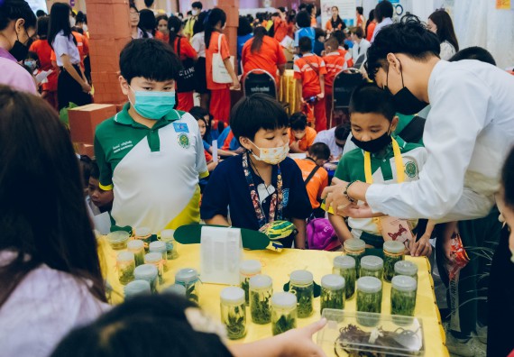 ภาพกิจกรรม  คณะวิทยาศาสตร์และเทคโนโลยี จัดนิทรรศการและกิจกรรมด้านวิทยาศาสตร์ เทคโนโลยีและนวัตกรรม (วทน.)  งานสัปดาห์วิทยาศาสตร์แห่งชาติ ส่วนภูมิภาค ประจำปี 2566