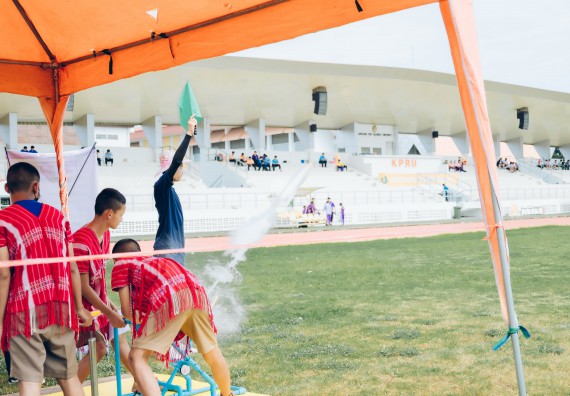 ภาพกิจกรรม  คณะวิทยาศาสตร์และเทคโนโลยี จัดการแข่งขันจรวดขวดน้ำ ระดับประถมศึกษา มัธยมศึกษาตอนต้น มัธยมศึกษาตอนปลาย งานสัปดาห์วิทยาศาสตร์แห่งชาติ ส่วนภูมิภาค ประจำปี 2566