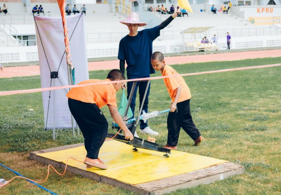 ภาพกิจกรรม  คณะวิทยาศาสตร์และเทคโนโลยี จัดการแข่งขันจรวดขวดน้ำ ระดับประถมศึกษา มัธยมศึกษาตอนต้น มัธยมศึกษาตอนปลาย งานสัปดาห์วิทยาศาสตร์แห่งชาติ ส่วนภูมิภาค ประจำปี 2566