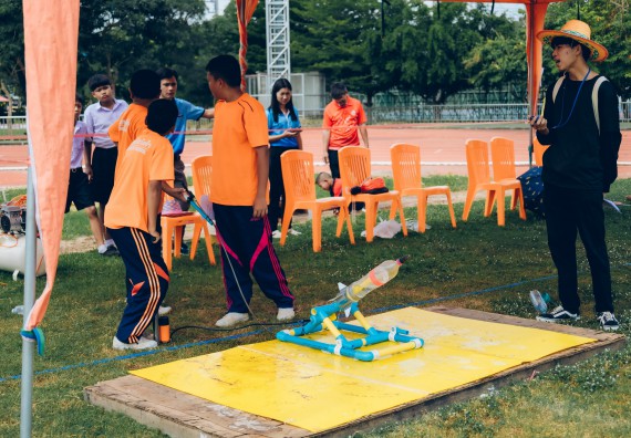 ภาพกิจกรรม  คณะวิทยาศาสตร์และเทคโนโลยี จัดการแข่งขันจรวดขวดน้ำ ระดับประถมศึกษา มัธยมศึกษาตอนต้น มัธยมศึกษาตอนปลาย งานสัปดาห์วิทยาศาสตร์แห่งชาติ ส่วนภูมิภาค ประจำปี 2566