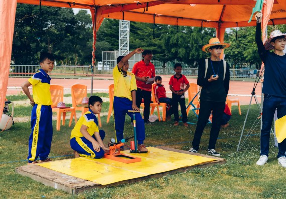 ภาพกิจกรรม  คณะวิทยาศาสตร์และเทคโนโลยี จัดการแข่งขันจรวดขวดน้ำ ระดับประถมศึกษา มัธยมศึกษาตอนต้น มัธยมศึกษาตอนปลาย งานสัปดาห์วิทยาศาสตร์แห่งชาติ ส่วนภูมิภาค ประจำปี 2566