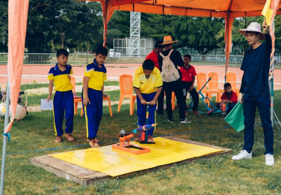 ภาพกิจกรรม  คณะวิทยาศาสตร์และเทคโนโลยี จัดการแข่งขันจรวดขวดน้ำ ระดับประถมศึกษา มัธยมศึกษาตอนต้น มัธยมศึกษาตอนปลาย งานสัปดาห์วิทยาศาสตร์แห่งชาติ ส่วนภูมิภาค ประจำปี 2566