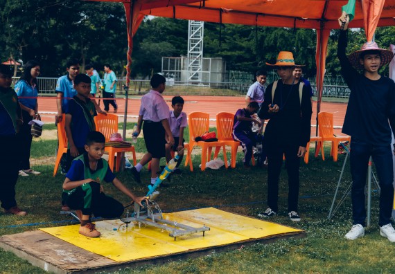 ภาพกิจกรรม  คณะวิทยาศาสตร์และเทคโนโลยี จัดการแข่งขันจรวดขวดน้ำ ระดับประถมศึกษา มัธยมศึกษาตอนต้น มัธยมศึกษาตอนปลาย งานสัปดาห์วิทยาศาสตร์แห่งชาติ ส่วนภูมิภาค ประจำปี 2566