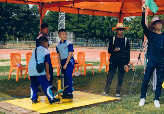 ภาพกิจกรรม  คณะวิทยาศาสตร์และเทคโนโลยี จัดการแข่งขันจรวดขวดน้ำ ระดับประถมศึกษา มัธยมศึกษาตอนต้น มัธยมศึกษาตอนปลาย งานสัปดาห์วิทยาศาสตร์แห่งชาติ ส่วนภูมิภาค ประจำปี 2566