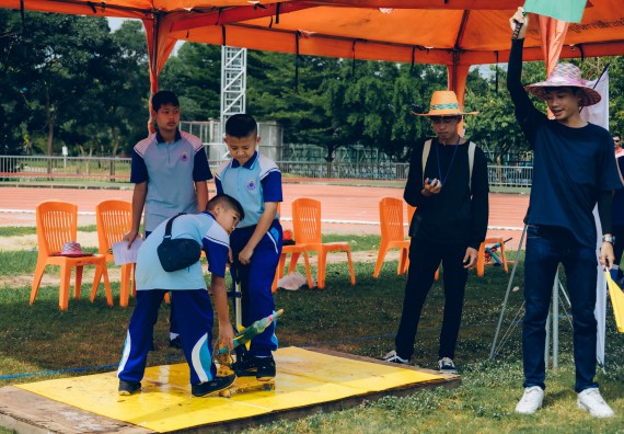 ภาพกิจกรรม  คณะวิทยาศาสตร์และเทคโนโลยี จัดการแข่งขันจรวดขวดน้ำ ระดับประถมศึกษา มัธยมศึกษาตอนต้น มัธยมศึกษาตอนปลาย งานสัปดาห์วิทยาศาสตร์แห่งชาติ ส่วนภูมิภาค ประจำปี 2566